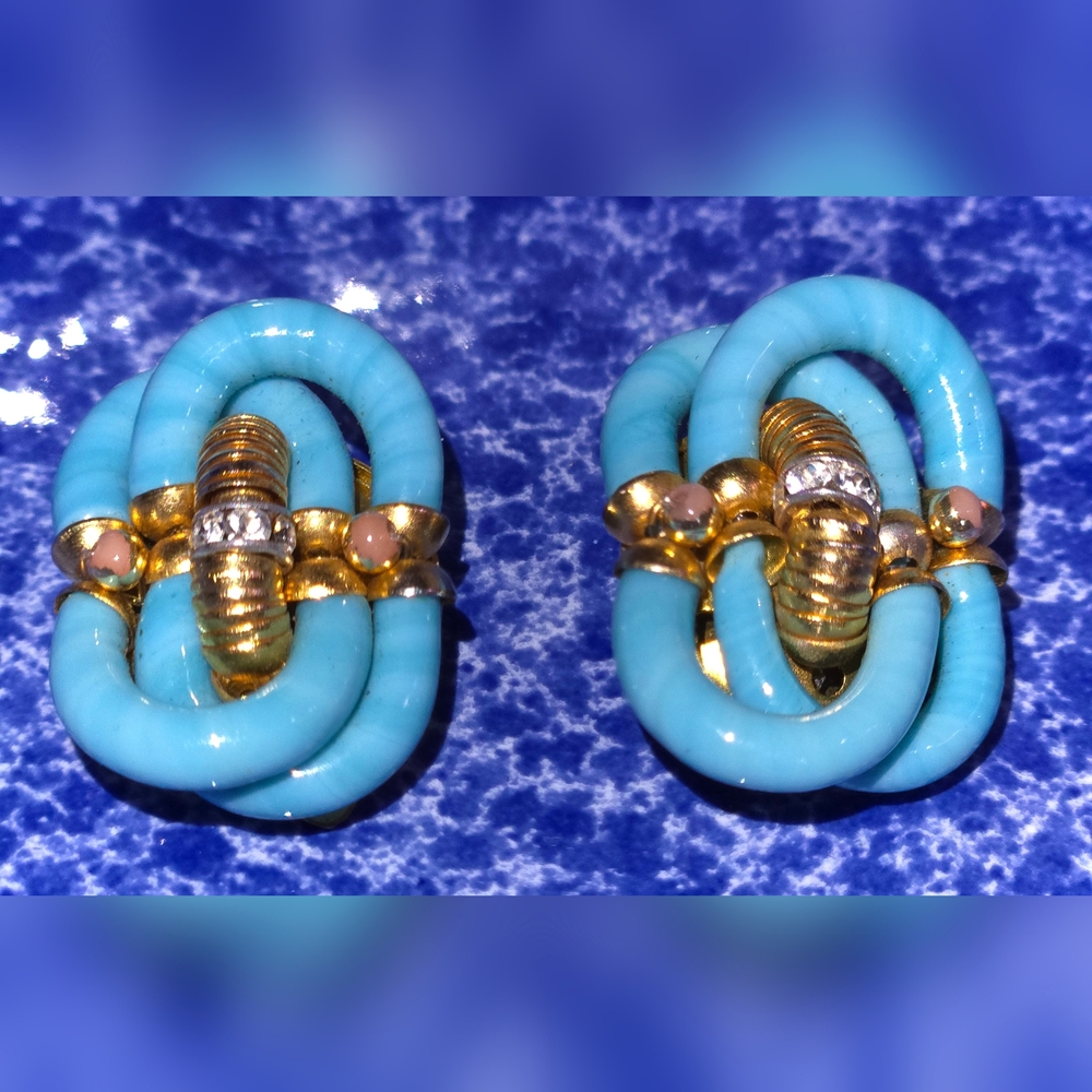 CHANEL⚜️1950's Murano Glass Earrings By: Archimede Seguso for CHANEL⚜️